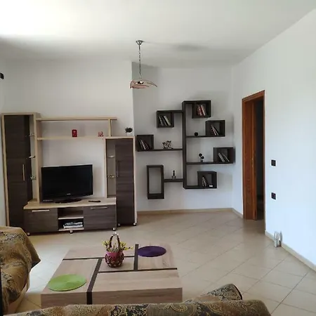 Lejlighed Irini Grand Apartment *