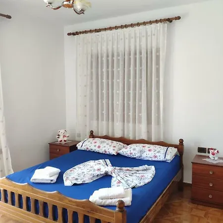 Irini Grand Apartment Lejlighed Himarë